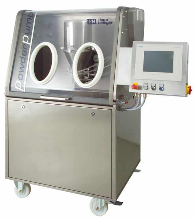 Powder pump with containment